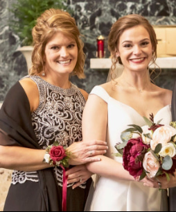 Photo of TEPEZZA patient Wendy L